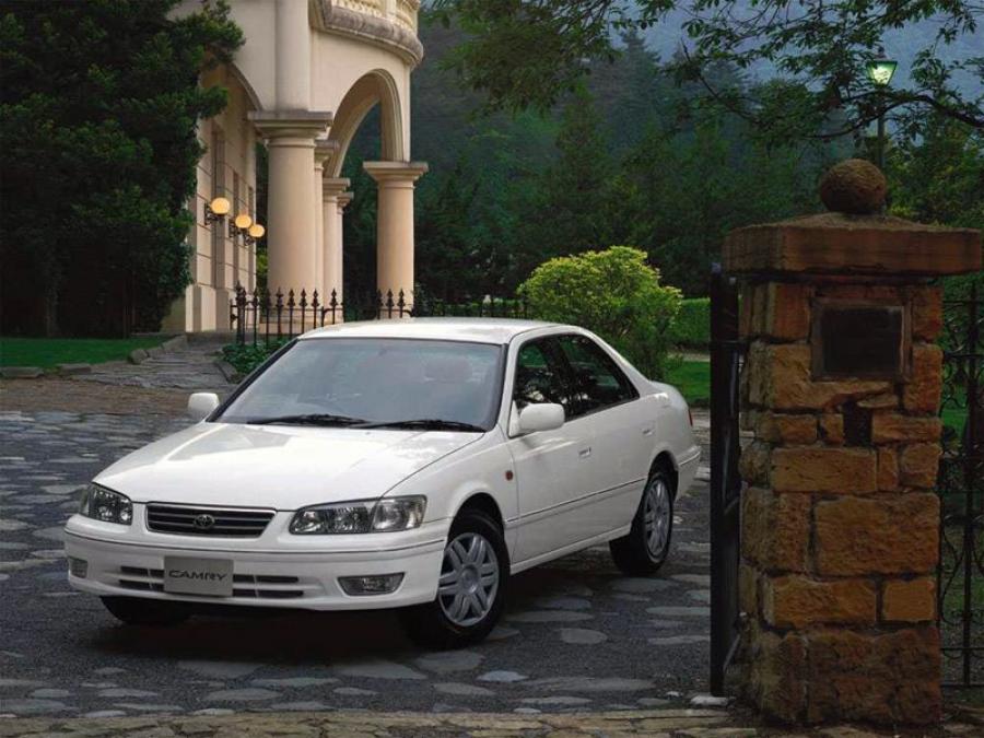  Toyota Camry 1999 года  (JP) (фото 2 из 2)